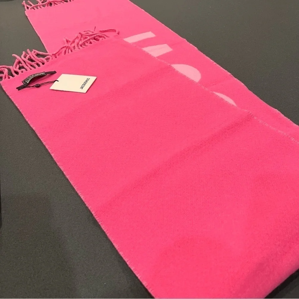 Jacquemus Pink Fringe Logo Scarf - Picture 9 of 14